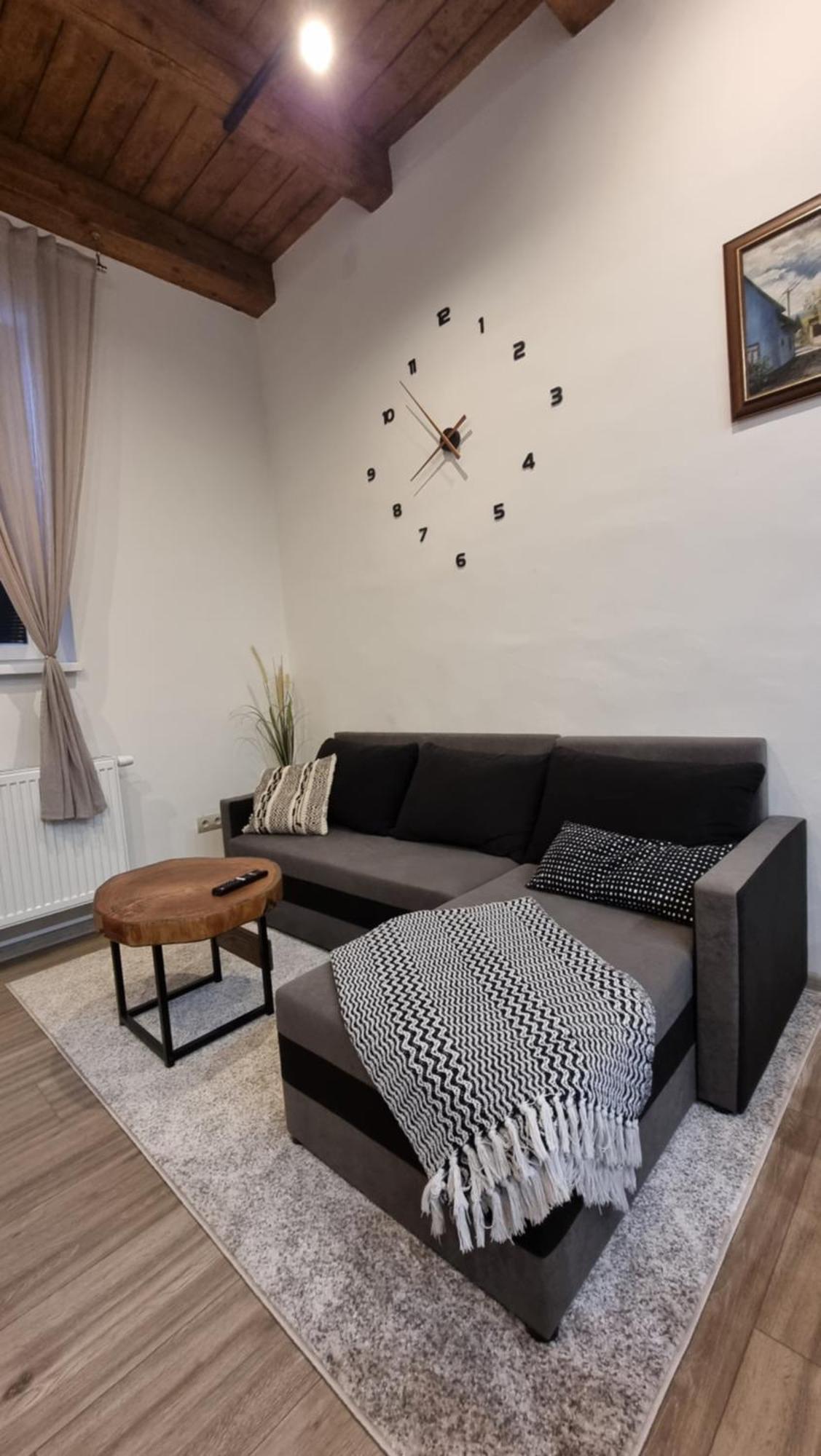 Spišské Podhradie Apartment Kompas מראה חיצוני תמונה